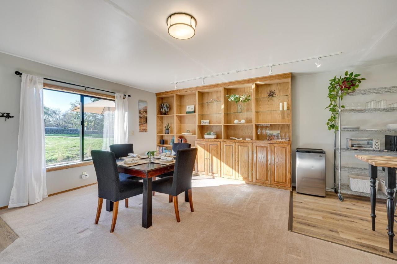 Cozy Central Point Bungalow On Working Winery! Buitenkant foto